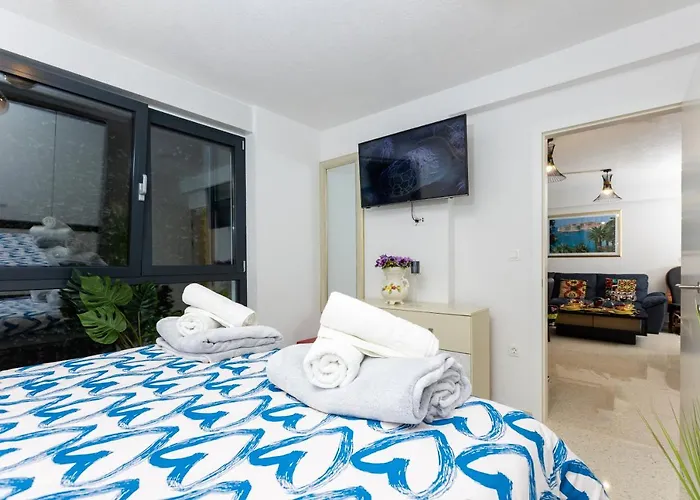 Presley Apartment